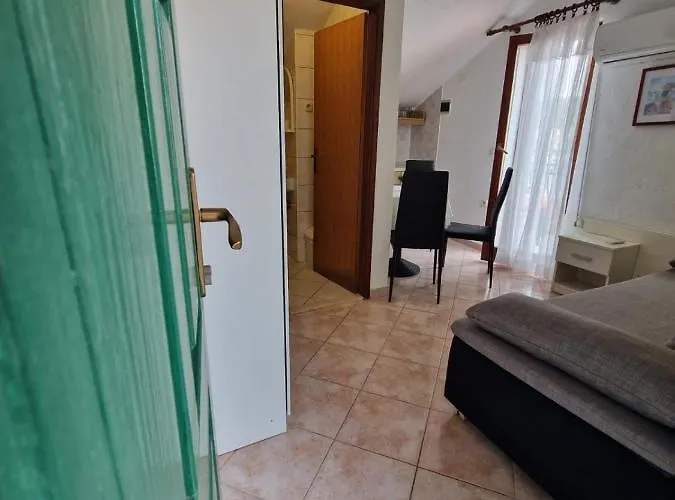 Old Town - Ap3 Privat bolig Tribalj