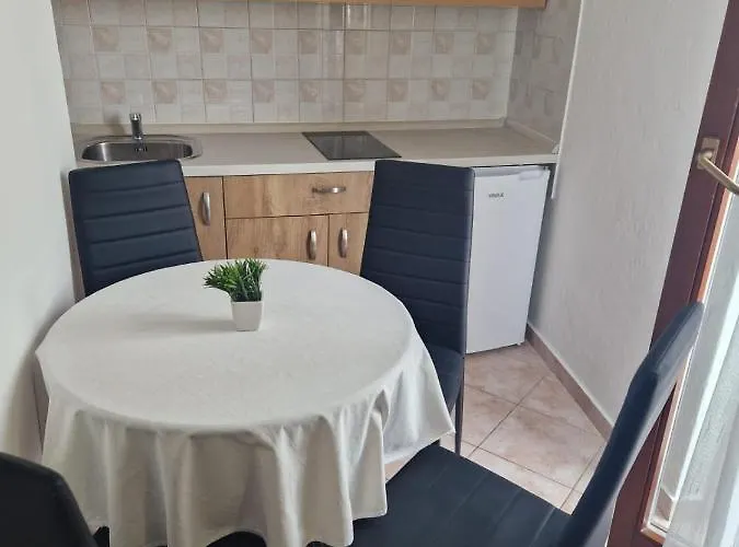 Old Town - Ap3 Tribalj